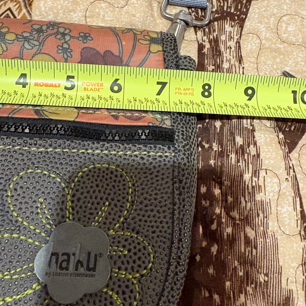 Haiku eco-friendly crossbody bag - Picture 10 of 12
